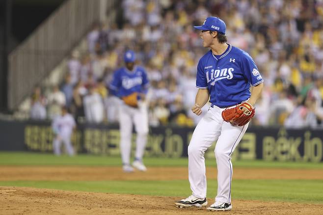 삼성 이호성이 지난 1일 잠실 LG전에서 9회 마운드에 올라 포효하고 있다. 삼섬 라이온즈 제공