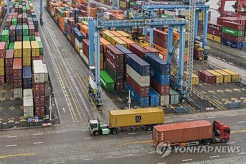 중국 저장성 항구 모습 [AFP 연합뉴스 자료사진. 재판매 및 DB 금지]