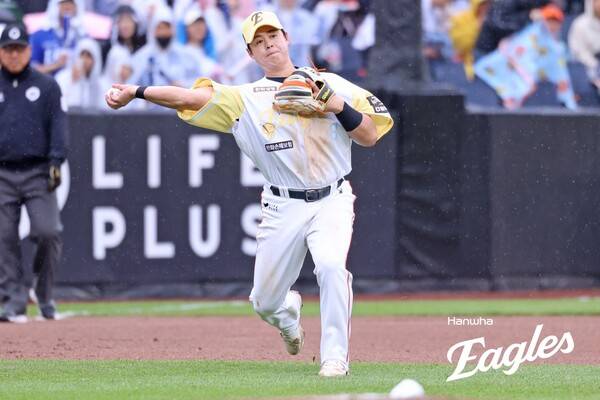 3루 수비하는 노시환. ⓒ한화 이글스