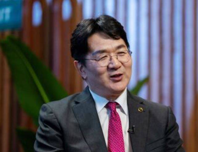 조원태 한진그룹 회장. 블룸버그통신 홈페이지 캡처