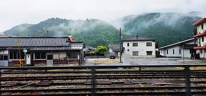 28b9d932da836ff237ef86ec4487756c68b9dc87c9ad3070d6db3325ad5db5ea995133