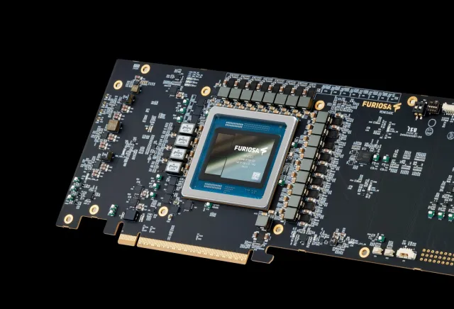 퓨리오사AI의 추론용 인공지능(AI) 가속기 '레니게이드'