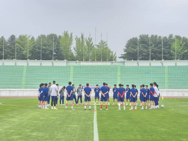 ▲ 대한민국 U-22 축구 국가대표팀(감독 이민성)이 최근 원주종합운동장에서 오는 5일 열리는 호주 U-22 축구 국가대표팀 친선경기를 앞두고 전지훈련을 진행하고 있다.