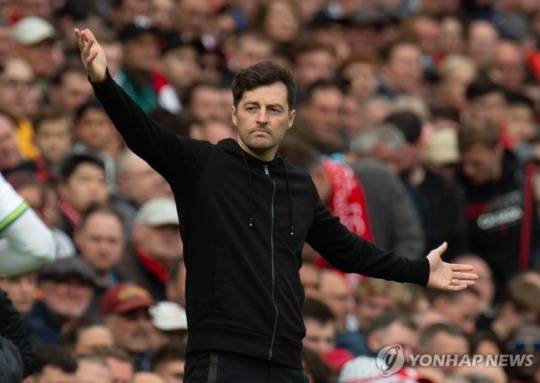 토트넘 감독대행 시절의 라이언 메이슨. / 사진=연합뉴스