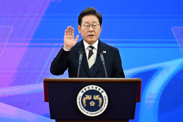 ▲이재명 대통령이 4일 서울 여의도 국회에서 열린 제21대 대통령 취임선서식에서 취임 선서를 하고 있다. ⓒ연합뉴스