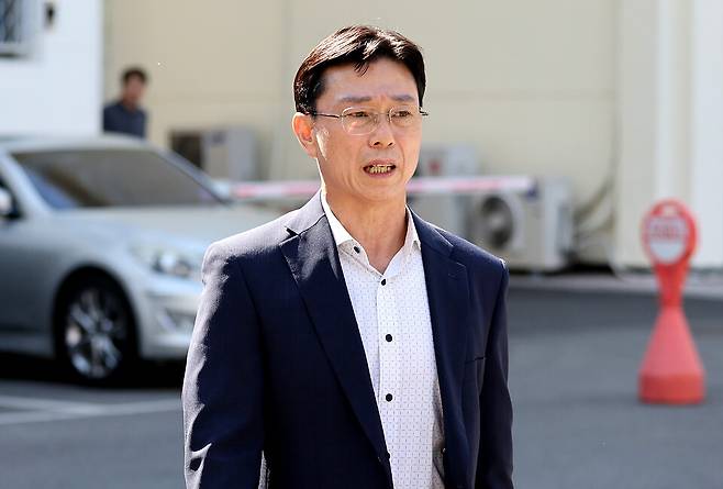 4일 임성근 전 해병대 1사단장이 대구지검에서 '해병대 채상병 순직 사건' 관련 소환 조사에 응하기 위해 출석하고 있다. ⓒ연합뉴스