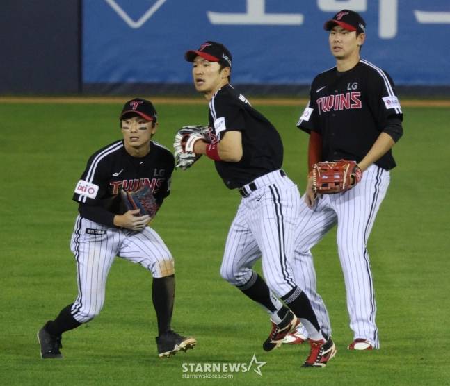 LG 박해민(가운데). /사진=김진경 대기자