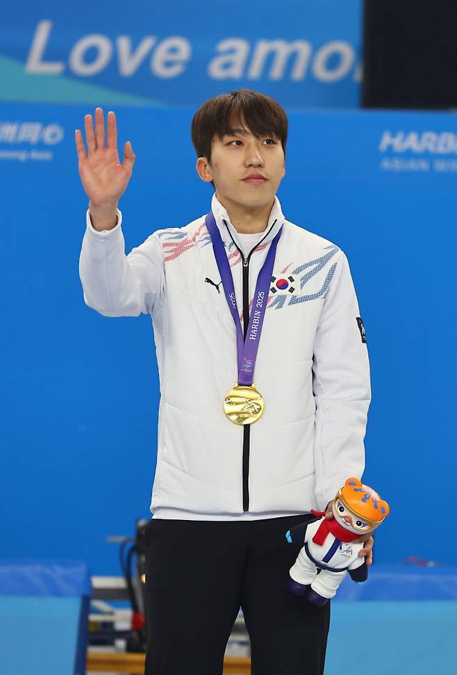 올해 2월 2025 하얼빈 동계 아시안게임 당시 박지원의 모습. 사진=연합뉴스
