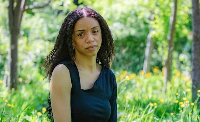 맨체스터 팔로우필드 출신의 카르멘 데이비스는 영국에서 약 100명만이 앓고 있는 것으로 알려진 희귀 질환 트리메틸아민뇨증 진단을 받았다. [사진=SNS]