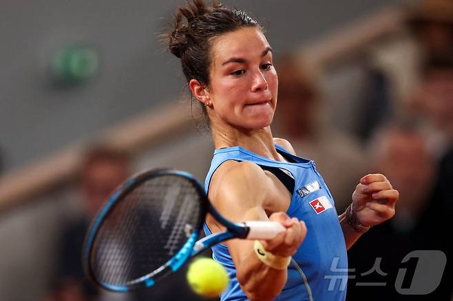 세계랭킹 361위 로이스 보아송은 프랑스오픈 여자 단식 4강에 진출했다. ⓒ AFP=뉴스1