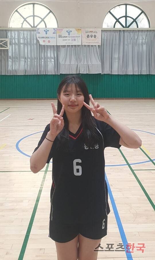 강신중학교 주장 김지인. ⓒ스포츠한국 이정철 기자