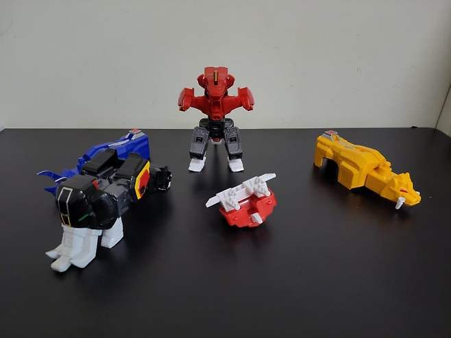 1749095323 (1).jpg 퀄리티가 애매한 파워레인저 로봇완구 시리즈