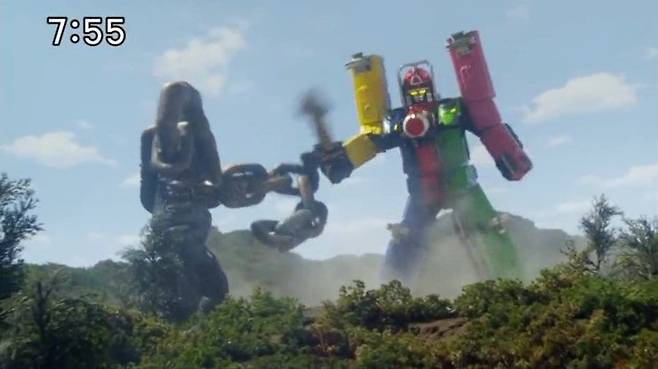 캡처_2017_09_25_03_07_50_900.jpg 퀄리티가 애매한 파워레인저 로봇완구 시리즈