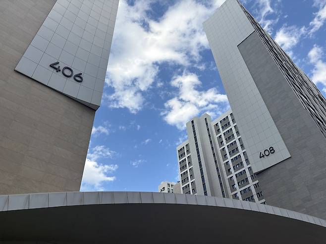 4일 서울 강남구 개포동 ‘개포자이프레지던스’ 아파트 전경. [정주원 기자]