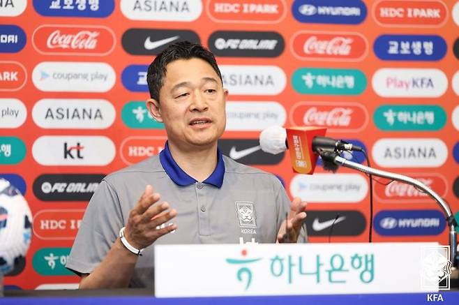 [서울=뉴시스] 남자 22세 이하(U-22) 축구대표팀의 이민성 신임 감독. (사진=대한축구협회 제공) *재판매 및 DB 금지