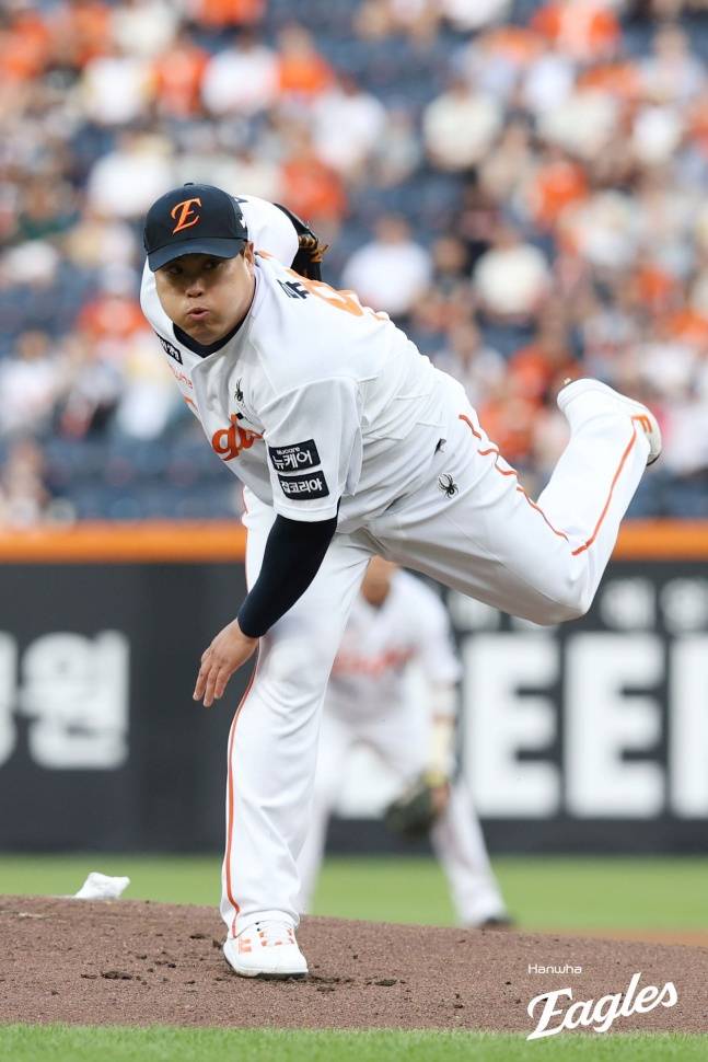 한화 류현진이 5일 대전 KT전에서 역투하고 있다. /사진=한화 이글스 제공