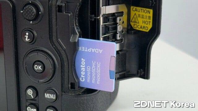 어댑터 장착시 카메라에서 쓸 수 있다. (사진=지디넷코리아)