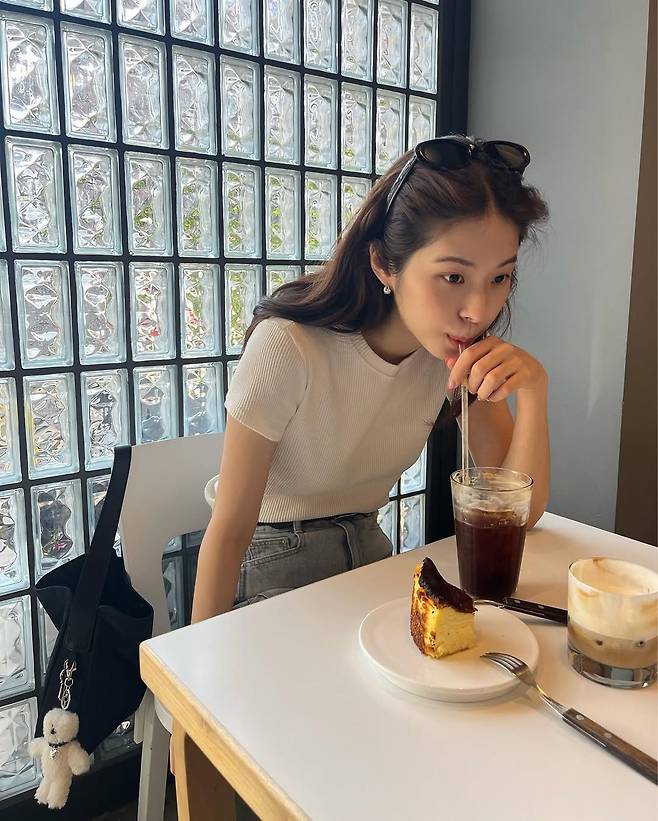 가지마 6월_20250606_104109_832.jpg 매력적인 페이스의 배우 서은수