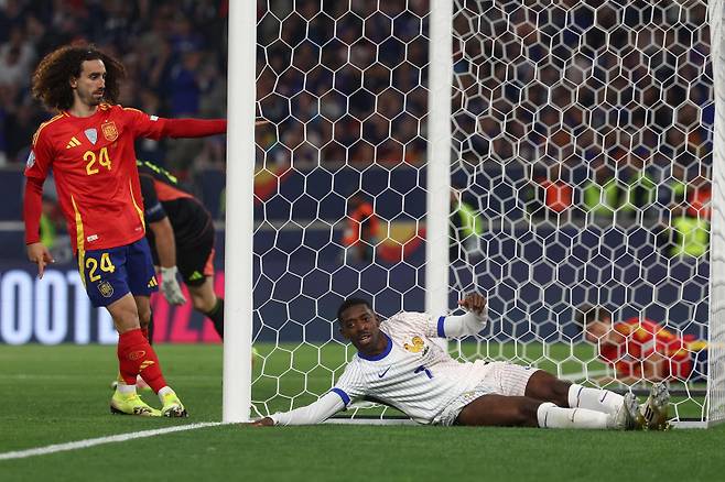 우스만 뎀벨레(오른쪽). 사진=AFP 연합뉴스