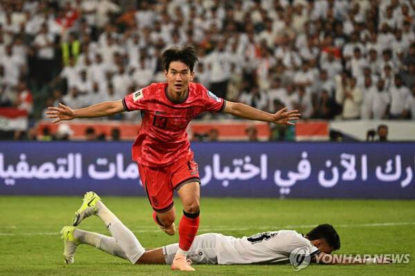 6일(한국시간) 이라크 바스라 국제경기장에서 열린 이라크와의 2026 FIFA 북중미월드컵 아시아 3차 예선 B조 9차전서 후반 18분 선제골을 넣은 김진규가 포효하고 있다.연합뉴스