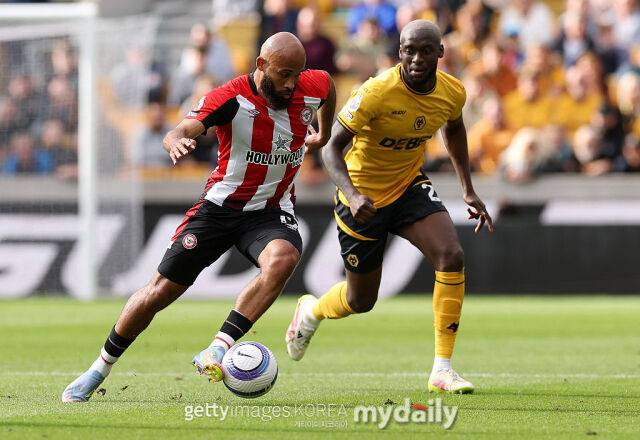 맨유 이적을 앞두고 있는 브렌트포드 윙어 음뵈모./게티이미지코리아