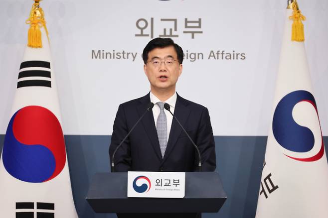 이재웅 외교부 대변인이 5일 서울 종로구 정부서울청사 별관에서 정례브리핑을 하고 있다. 연합뉴스