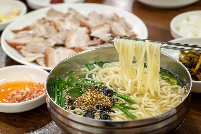 대전 칼국수 베스트 10에서 1위에 오른 ‘대선칼국수’. 대전 칼국수의 원조로 통한다. /이건송 영상미디어 기자