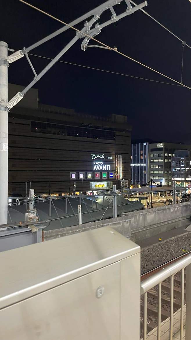 799cf471b1866bf423eef3e14f9c701e1159a2c8ec83ff720def80d79b15f86366241cc550ce6621df7975f44cd7abf615705983ba