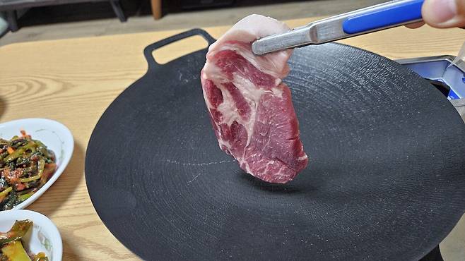 20250606_205321.jpg 저녁 아들 개인 훈련 후 돼지목살