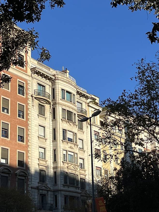 KakaoTalk_20250607_133013652_03.jpg 24년 12월 스페인 여행 - 바르셀로나(스압, 소리주의)