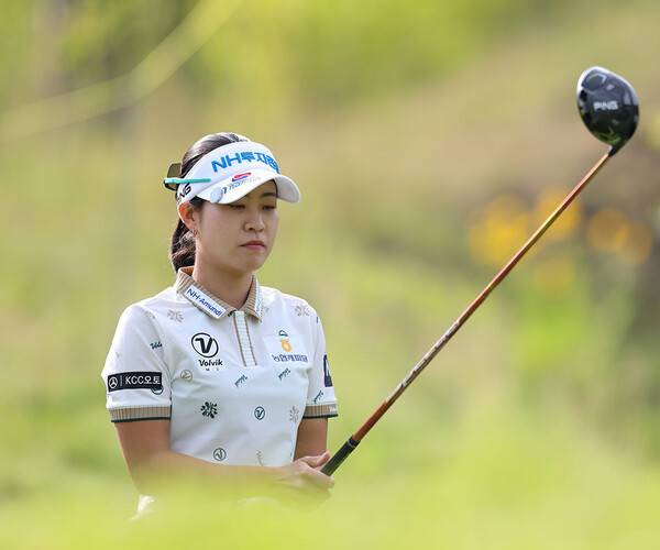 2025년 한국여자프로골프(KLPGA) 투어 셀트리온 퀸즈 마스터즈 타이틀 방어에 나서는 박민지 프로가 1라운드에서 경기하는 모습이다. 사진제공=KLPGA