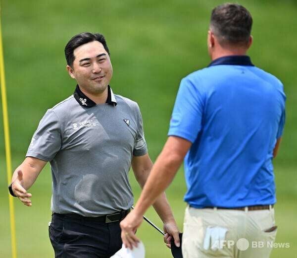 2025년 미국프로골프(PGA) 투어 RBC 캐나다 오픈에 출전한 캐나다 교포 이태훈 프로가 2라운드에서 경기하는 모습이다. 사진제공=ⓒAFPBBNews = News1