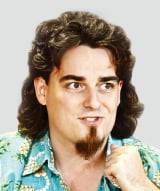 파머 러키 
앤듀릴인더스트리 CEO