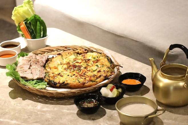 그랜드 조선 제주, 빗소리 한상 세트