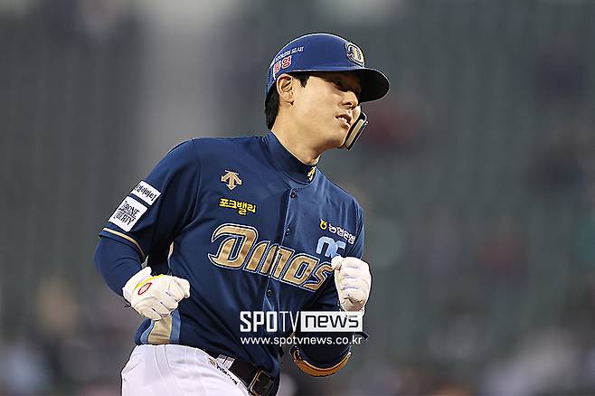 ▲ 7일 트레이드로 SSG 유니폼을 입은 김성욱 ⓒ곽혜미 기자