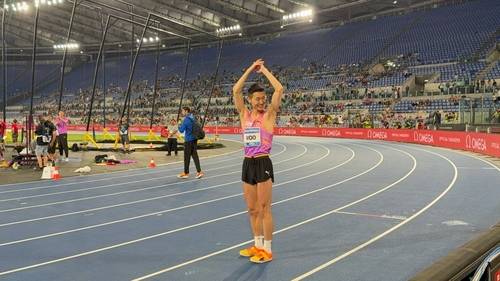 우상혁, 다이아몬드리그 우승 (서울=연합뉴스) 우상혁이 7일(한국시간) 이탈리아 로마에서 열린 2025 세계육상연맹 로마 다이아몬드리그에서 우승을 확정한 뒤 기뻐하고 있다. [대한육상연맹 제공. 재판매 및 DB금지]