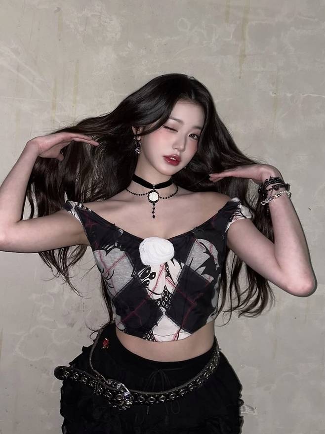 장원영 인스타그램.