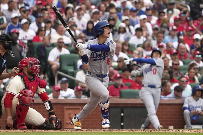 <yonhap photo-2359=""> 김혜성이 나흘 만에 출전해 좋은 경기력을 보여줬다. 타석에서는 안타 2개를 쳤고, 누상에서는 도루 1개를 추가했다. (AP Photo/Jeff Roberson)/2025-06-08 06:29:18/ <저작권자 ⓒ 1980-2025 ㈜연합뉴스. 무단 전재 재배포 금지, AI 학습 및 활용 금지></yonhap>