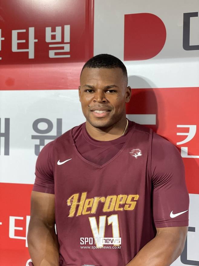 ▲ 키움이 루벤 카디네스의 대체 외국인 선수로 영입한 스톤 개랫.