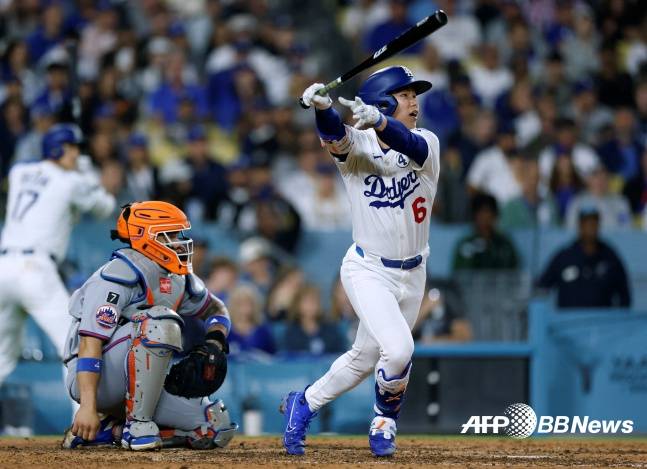 김혜성(오른쪽). /AFPBBNews=뉴스1