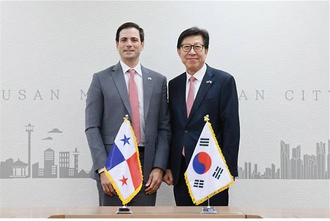 벽형준 시장, 주한 파나마 대사 접견 [부산시 제공. 재판매 및 DB금지]