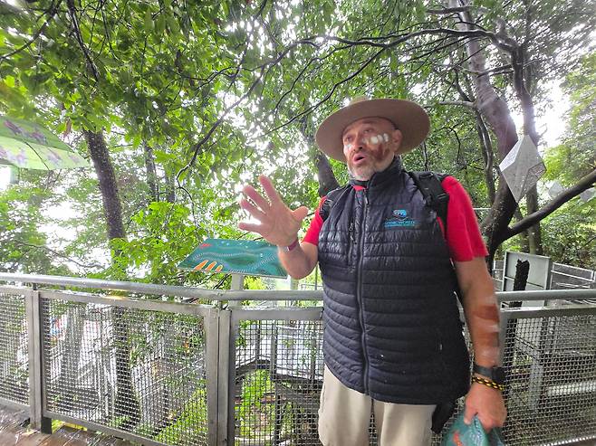 호주 원주민 국가인 군둥그라 출신 원주민 투어 가이드 “‘엉클(삼촌)’ 데이비드 킹”. /조유미 기자