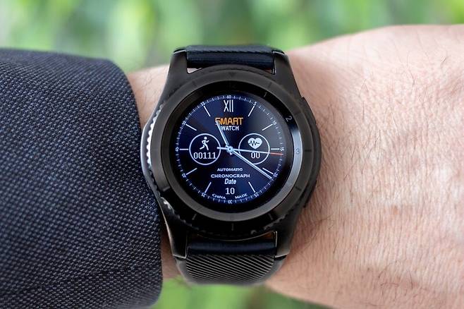 하루 중 체온이 높은 때인 저녁에 걸으면 혈액 순환과 면역력이 더 좋아진다. 픽사베이