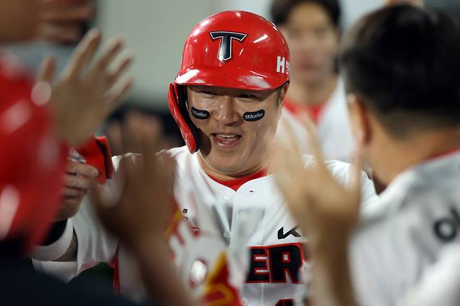 최형우가 최고령, 최다 월간 MVP 수상자가 됐다. 사진=KIA 타이거즈&nbsp;