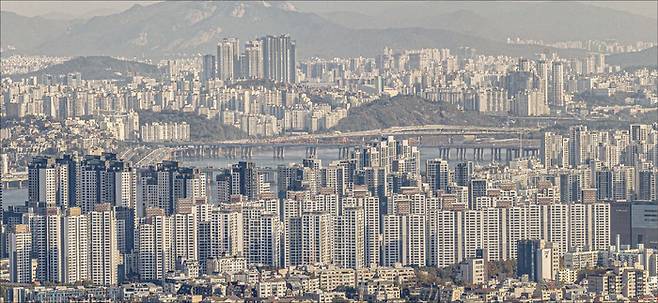 이재명정부가 주택 공급 활성화 정책을 펼칠지 부동산 업계 관심이 뜨겁다. 사진은 서울 강남 아파트 전경. (매경DB)