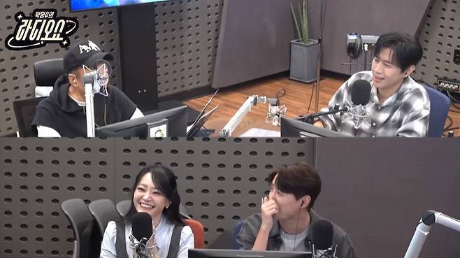 왼쪽 위부터 시계방향으로 박명수, 손준호, 김준수, 김소현 (사진=KBS 쿨FM ‘박명수의 라디오쇼’ 캡처)