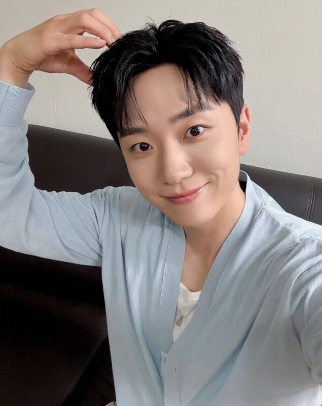 고우림이 팬미팅을 통해 팬들에게 복귀 인사를 전했다. 비트인터렉티브 제공