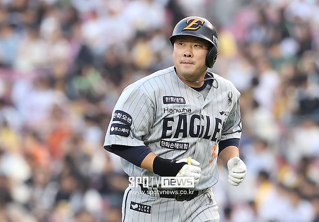 ▲ 시즌 초반 극심한 타격 부진에 빠졌던 안치홍은 최근 조금씩 살아나는 기미를 보이고 있다 ⓒ곽혜미 기자