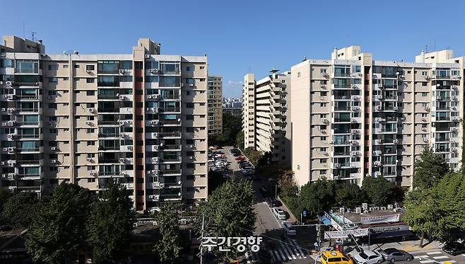 서울시 강남구 압구정 현대1·2차 아파트단지 모습 / 조태형 기자