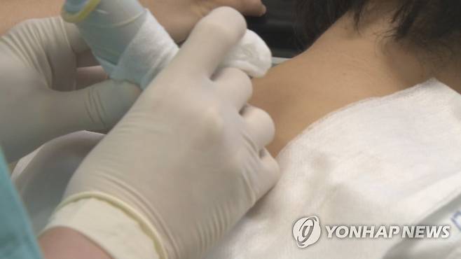 대상포진 치료 [연합뉴스TV 제공]
